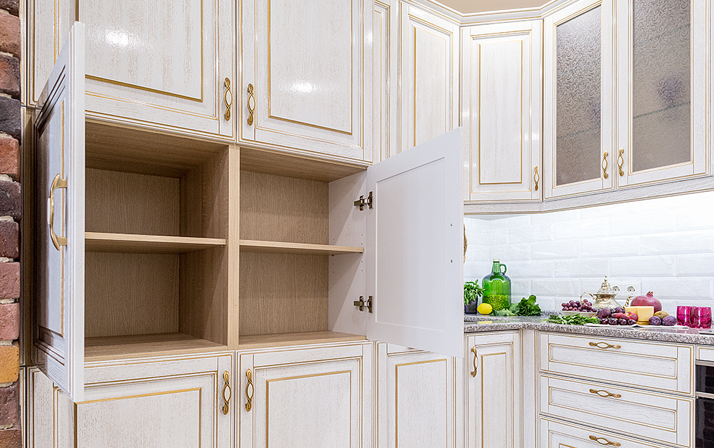 Кухня Виконт с патиной