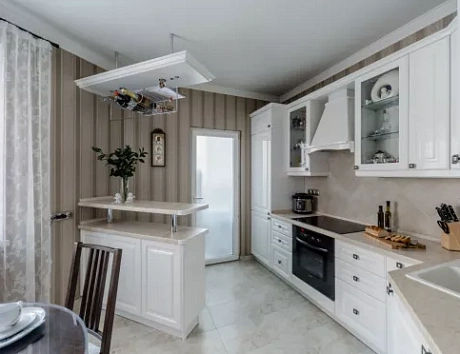 Глянцевая кухня в Казани