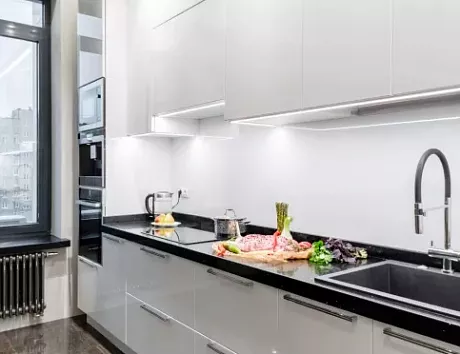 Глянцевая кухня в Ростове-на-Дону