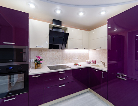 Фиолетовая кухня в Чите