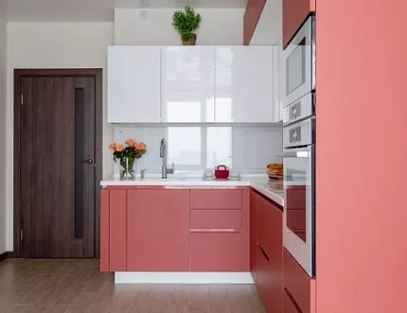 Красная кухня в Екатеринбурге