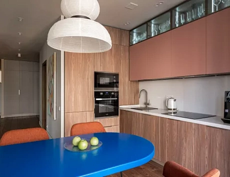 Светлая кухня в Сочи