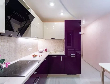 Глянцевая кухня в Анапе