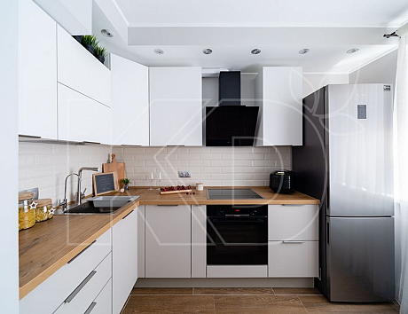 Белые кухни в современном стиле